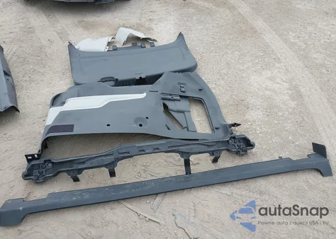 2023 Kia Carnival Mpv Sx z USA, uszkodzony, nr VIN KNDNE5H36P6201573